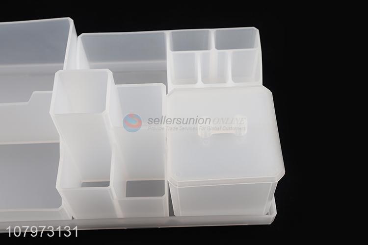 Good quality medium multifunction plastic storage box desk makeup organizer