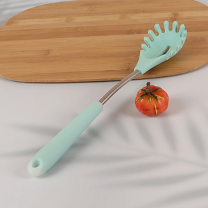 Good quality silicone <em>kitchen</em> utensils spaghetti spatula for sale