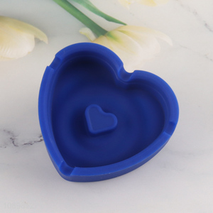 Good selling heart shape silicone ashtray for smoking accessories