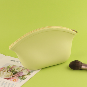 Good selling waterproof silicone <em>makeup</em> bag cosmetic bag wholesale