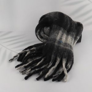 Hot Sale Women's <em>Scarf</em> Winter Cashmere Feel Plaid <em>Scarf</em> with Fringe