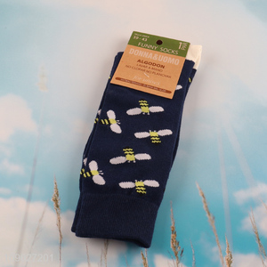 Hot selling cartoon printed fashionable breathable cotton casual socks for <em>men</em> women