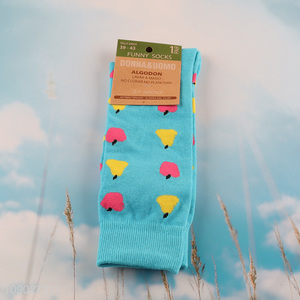 China supplier breathable cotton socks <em>men</em> women fashionable crew socks